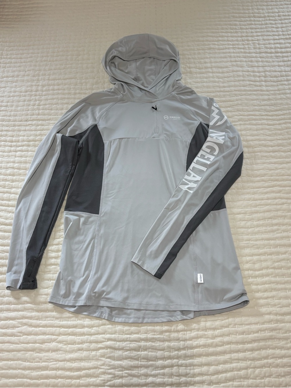 Magellan Outdoors PRO Women’s Hooded Pullover - Light Gray & Charcoal Panels
